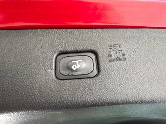 Used 2024 Ford Edge ST-Line AWD/4WD image 33
