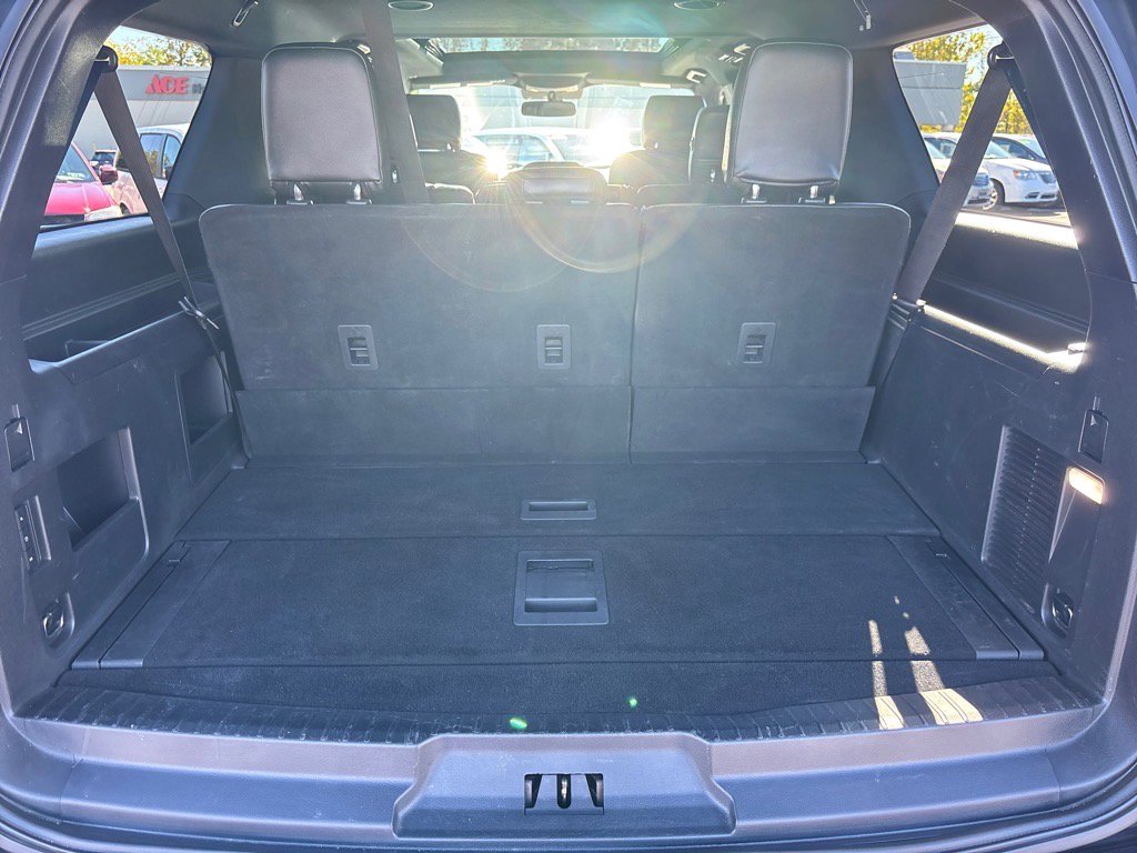 Used 2018 Ford Expedition Max XLT w/ Equipment Group 201A image 24