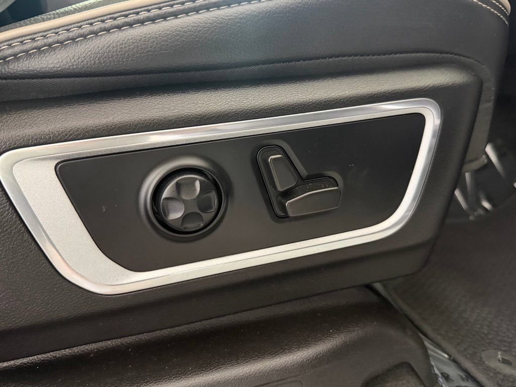 Used 2021 RAM 1500 Laramie w/ Sport Appearance Package AWD/4WD image 54