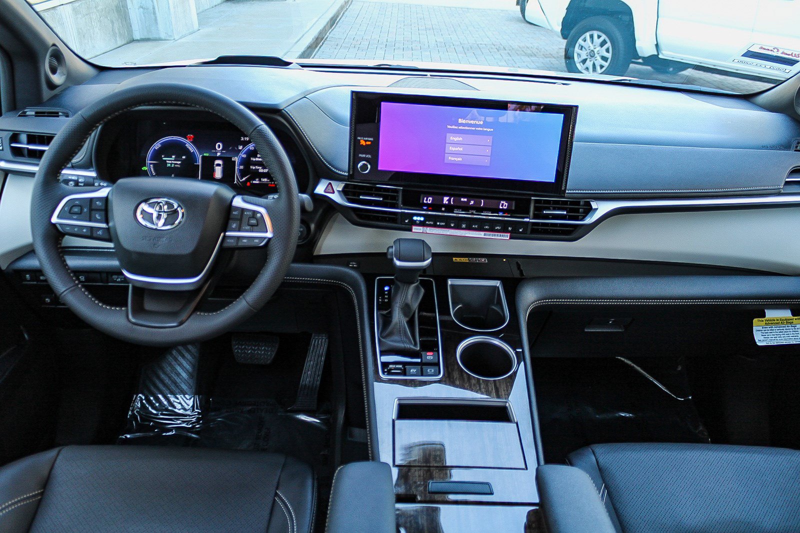 Certified 2026 Toyota Sienna Platinum AWD/4WD image 14