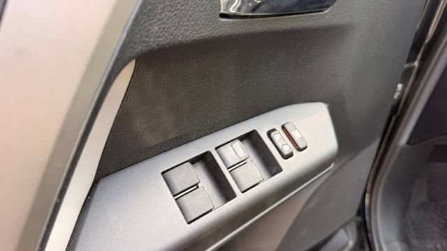 Used 2018 Toyota RAV4 XLE w/ Plus Extra Value Package AWD/4WD image 8