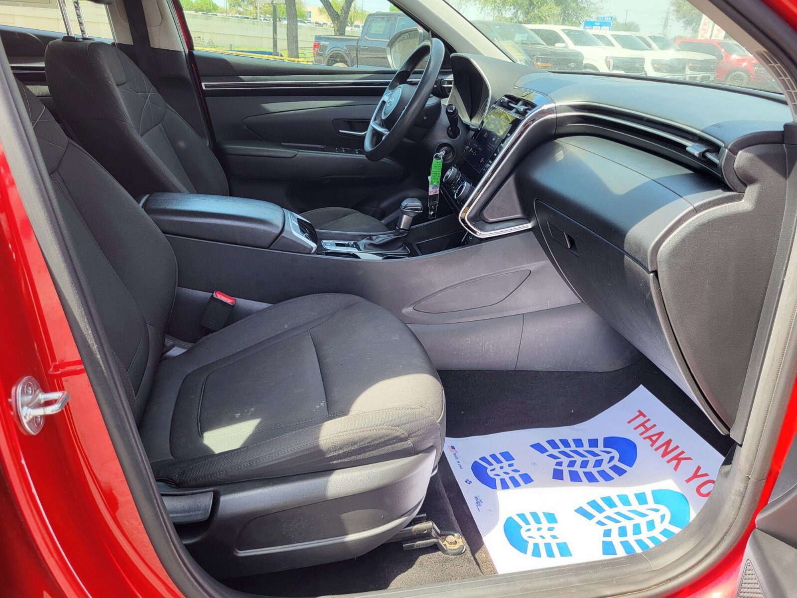 Used 2023 Hyundai Tucson SE image 12