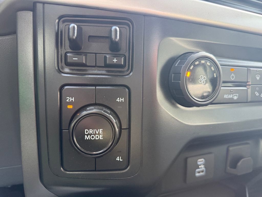 Used 2022 Ford F150 XLT w/ Trailer Tow Package image 24