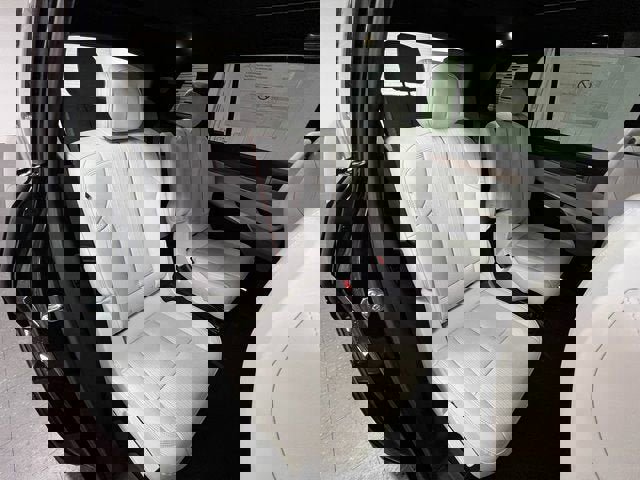 New 2026 Cadillac Vistiq Luxury w/ LPO, Floor Liner Package image 17