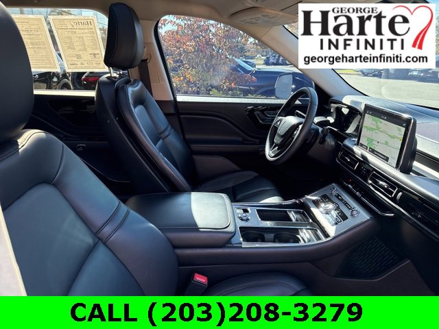 Used 2022 Lincoln Aviator AWD w/ Premium Package image 20