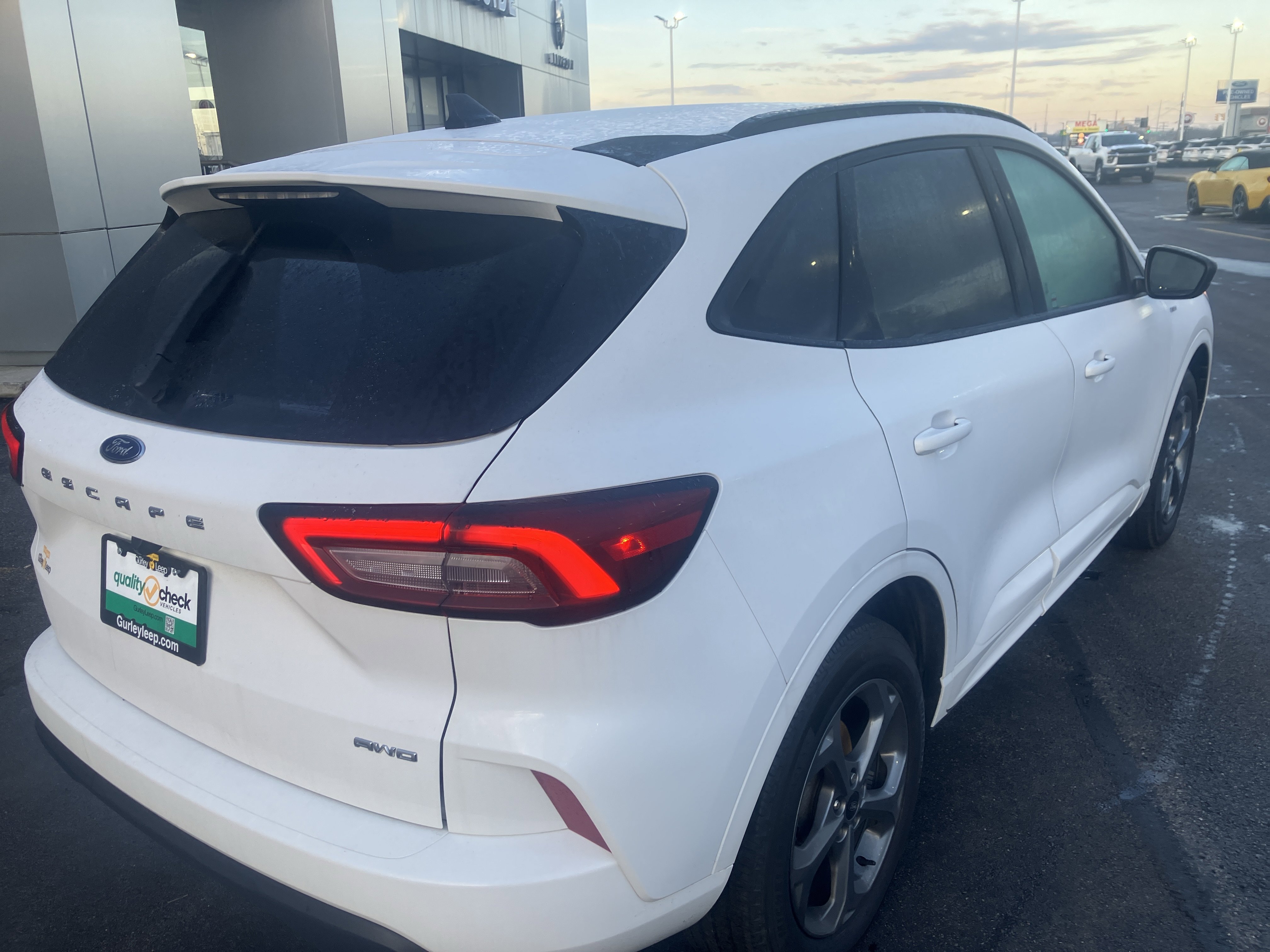 Used 2023 Ford Escape ST-Line image 7