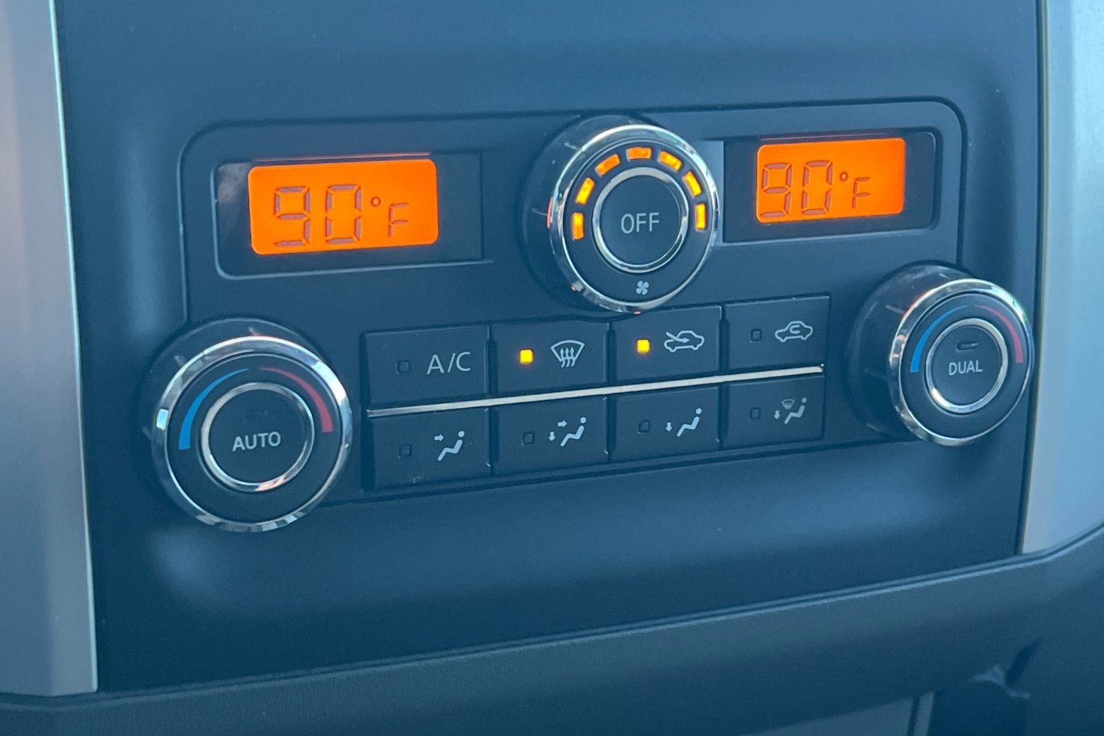 Used 2015 Nissan Frontier SV w/ SV Value Truck Package image 20