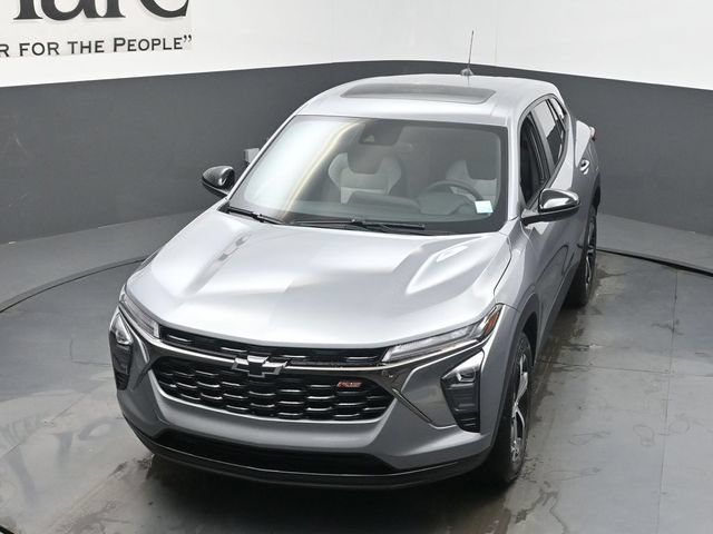 New 2026 Chevrolet Trax RS w/ Sunroof Package FWD image 24