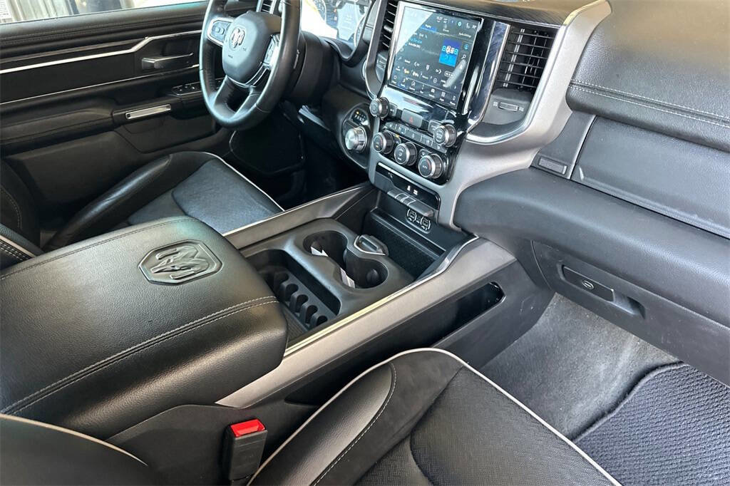 Used 2024 RAM 1500 Laramie image 15