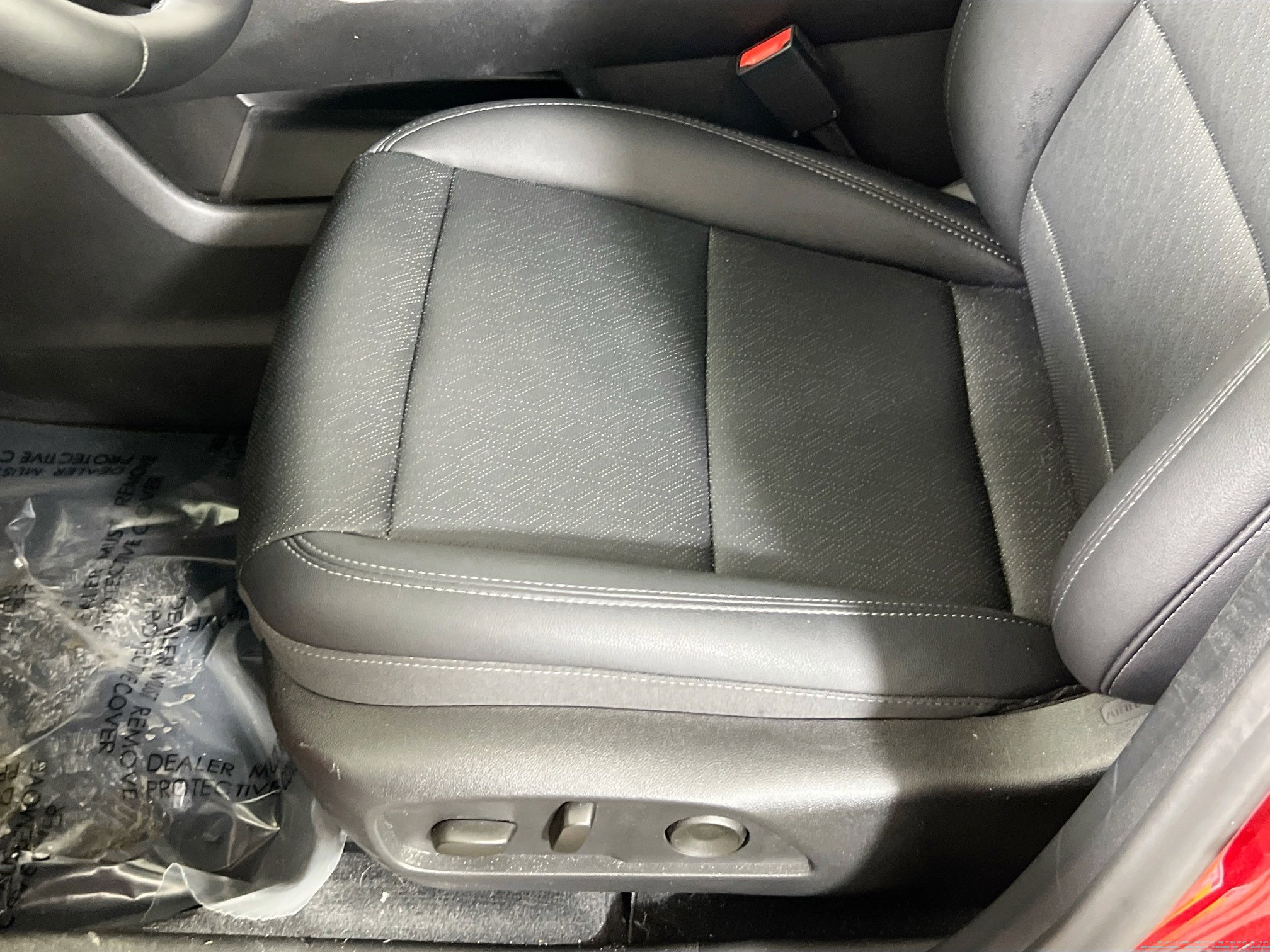 Used 2026 Chevrolet Equinox LT w/ Convenience Package II image 19