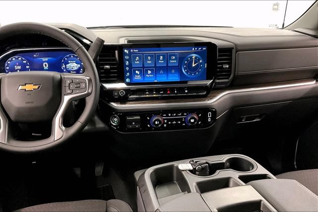 Used 2026 Chevrolet Silverado 1500 LT AWD/4WD image 7