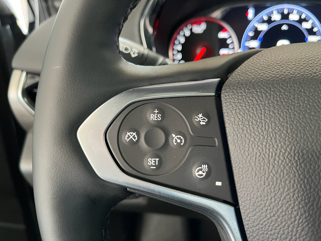 Used 2023 Chevrolet Traverse Premier w/ Redline Edition image 19