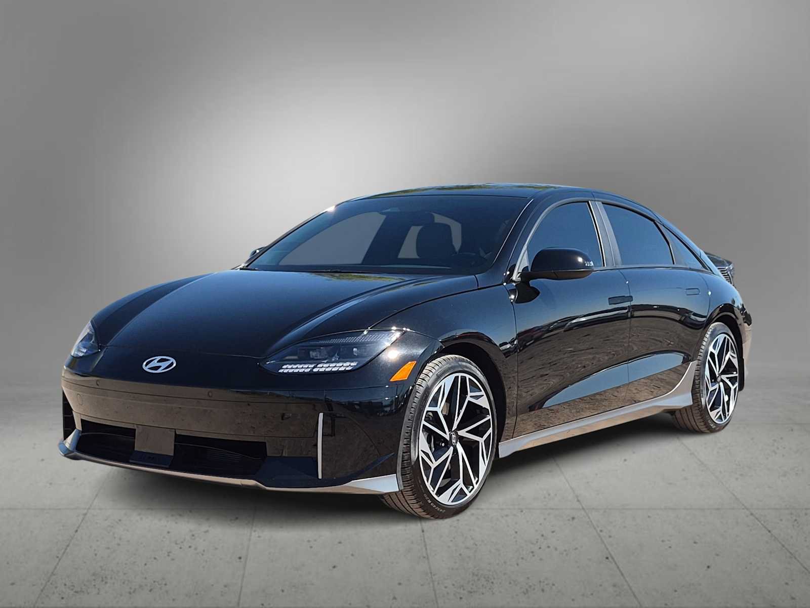 Certified 2023 Hyundai Ioniq 6 SEL RWD image 4
