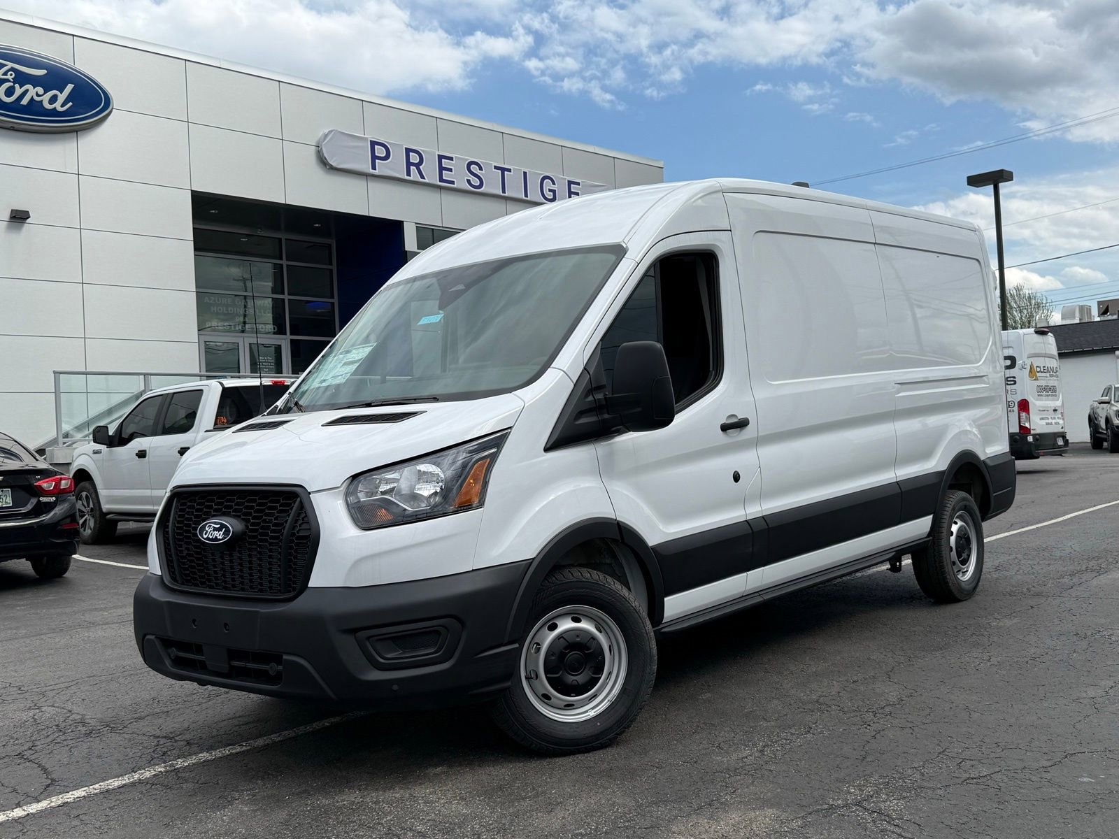 New 2026 Ford Transit 250 148 Medium Roof RWD image 18