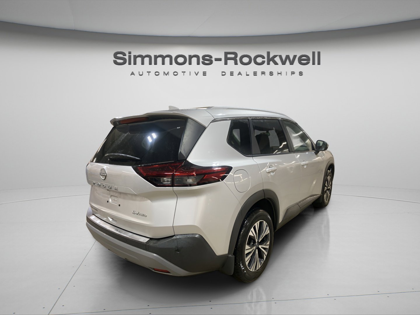 Used 2023 Nissan Rogue SV w/ SV Premium Package AWD/4WD image 5