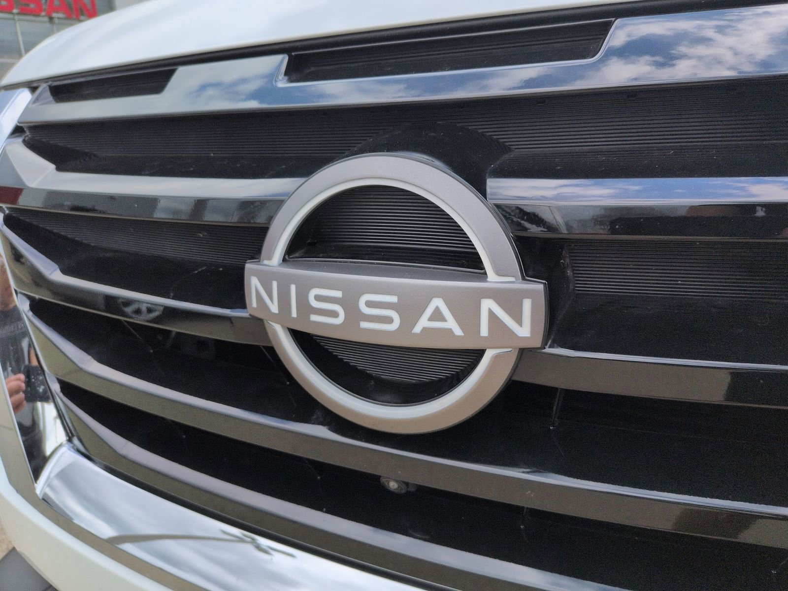 Certified 2025 Nissan Pathfinder SL w/ SL Premium Package image 37