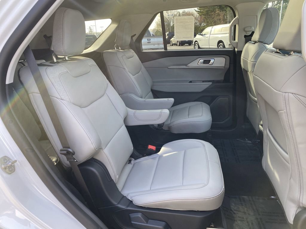 New 2026 Ford Explorer Active image 42