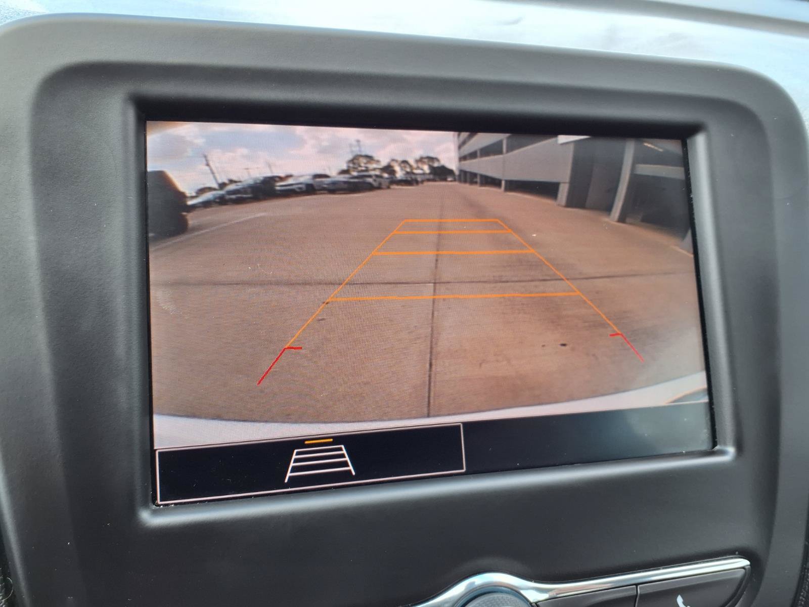 Used 2024 Chevrolet Equinox LT FWD image 6