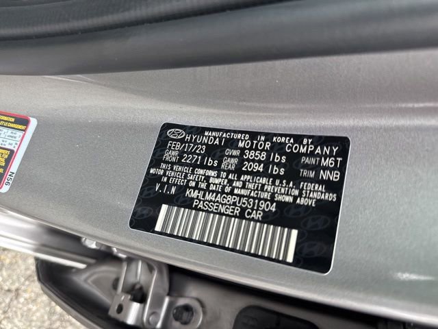 Used 2023 Hyundai Elantra SEL image 27