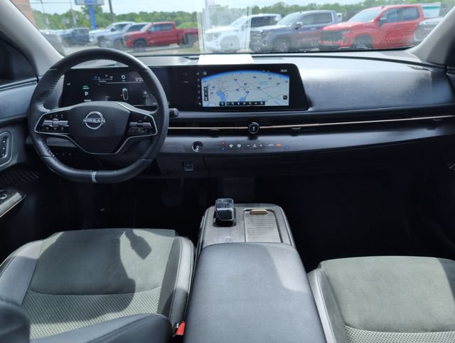 Used 2023 Nissan Ariya AWD image 14