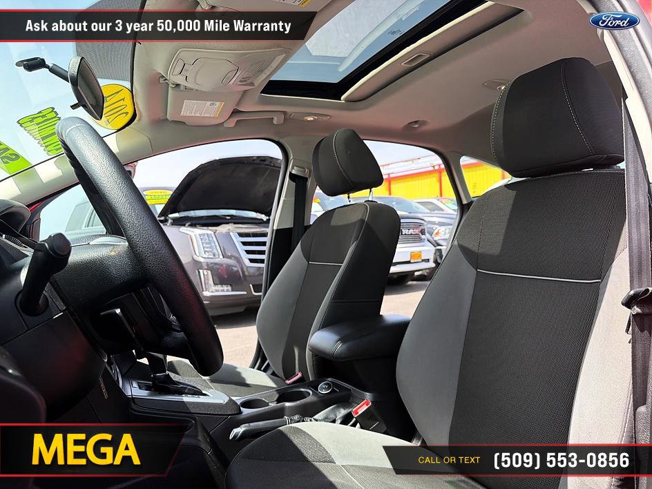 Used 2014 Ford Focus SE FWD image 11