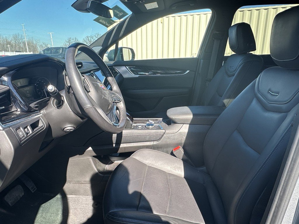 Certified 2024 Cadillac XT6 Premium Luxury image 5