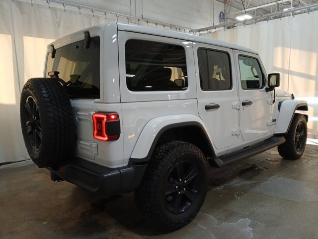 Used 2021 Jeep Wrangler Unlimited Sahara image 4