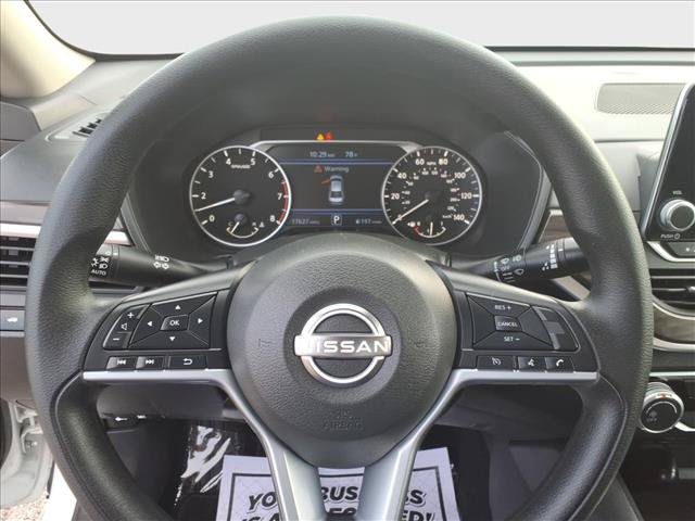 Used 2025 Nissan Altima 2.5 SV AWD/4WD image 22