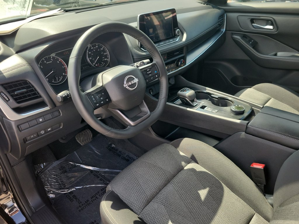 Certified 2026 Nissan Rogue SV AWD/4WD image 15