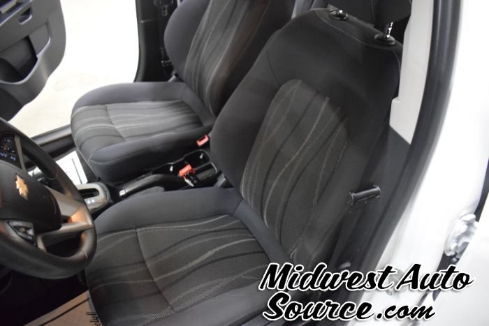 Used 2015 Chevrolet Sonic LT FWD image 12