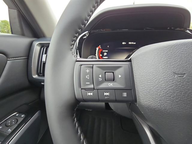 New 2026 Nissan Pathfinder SL image 11