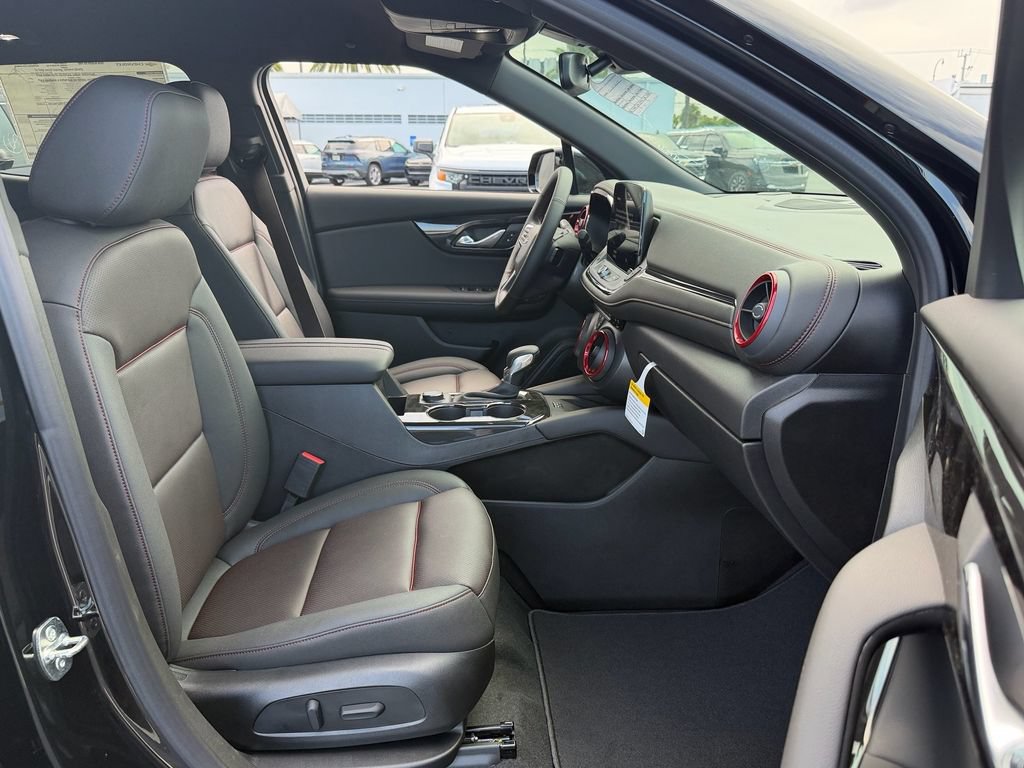 New 2026 Chevrolet Blazer RS w/ Enhanced Convenience Package FWD image 6