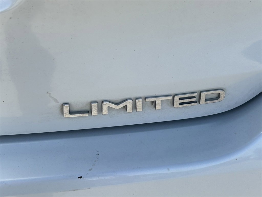 Used 2020 Toyota Highlander Limited image 14