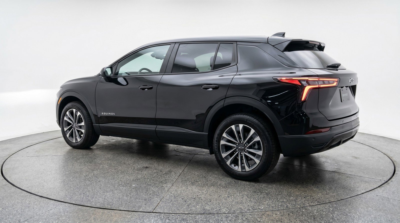 Used 2025 Chevrolet Equinox LT image 6