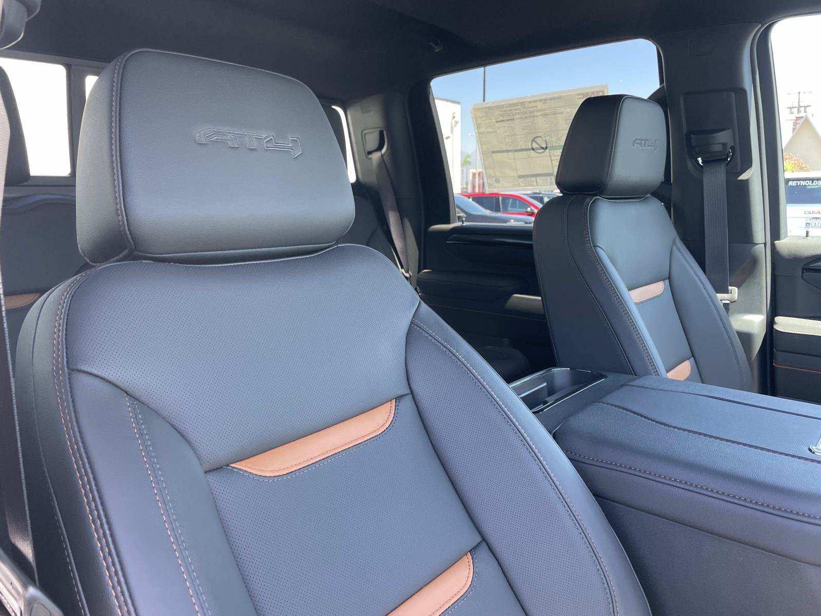 New 2026 GMC Sierra 2500 AT4 w/ AT4 Premium Plus Package AWD/4WD image 29