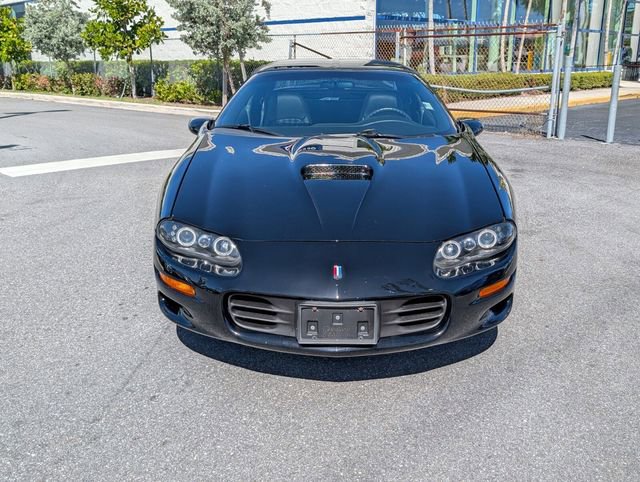 Used 2002 Chevrolet Camaro Z28 w/ SS Performance/Appearance Pkg video 2