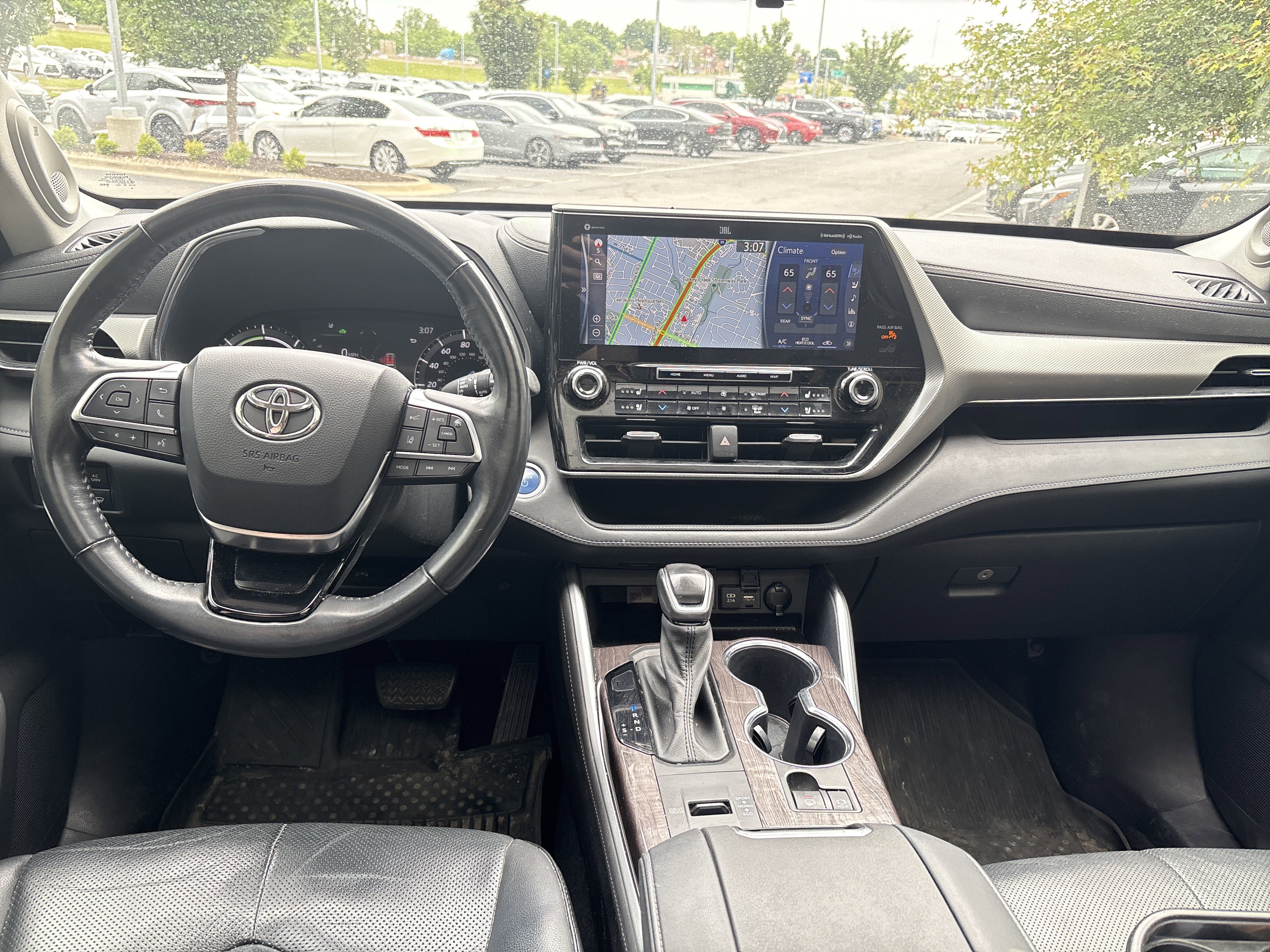 Used 2021 Toyota Highlander Platinum AWD/4WD image 29