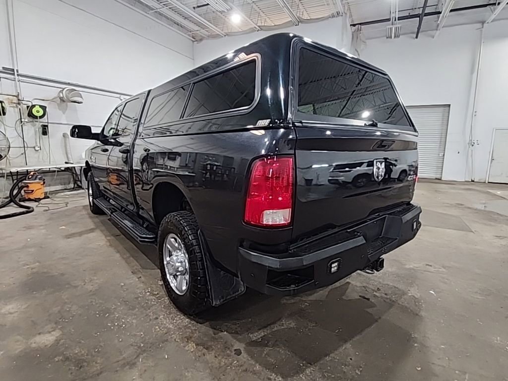 Used 2016 RAM 2500 Tradesman w/ Chrome Appearance Group AWD/4WD image 6