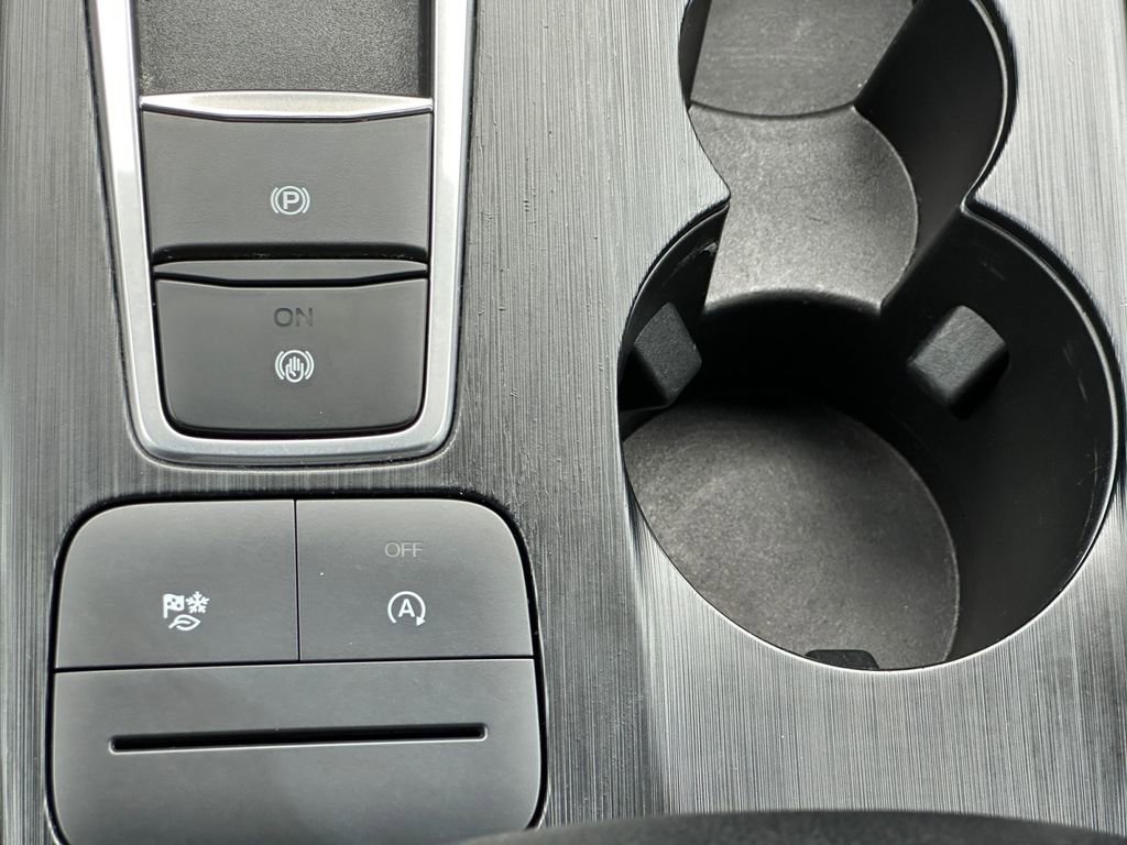 Used 2023 Ford Escape ST-Line image 18