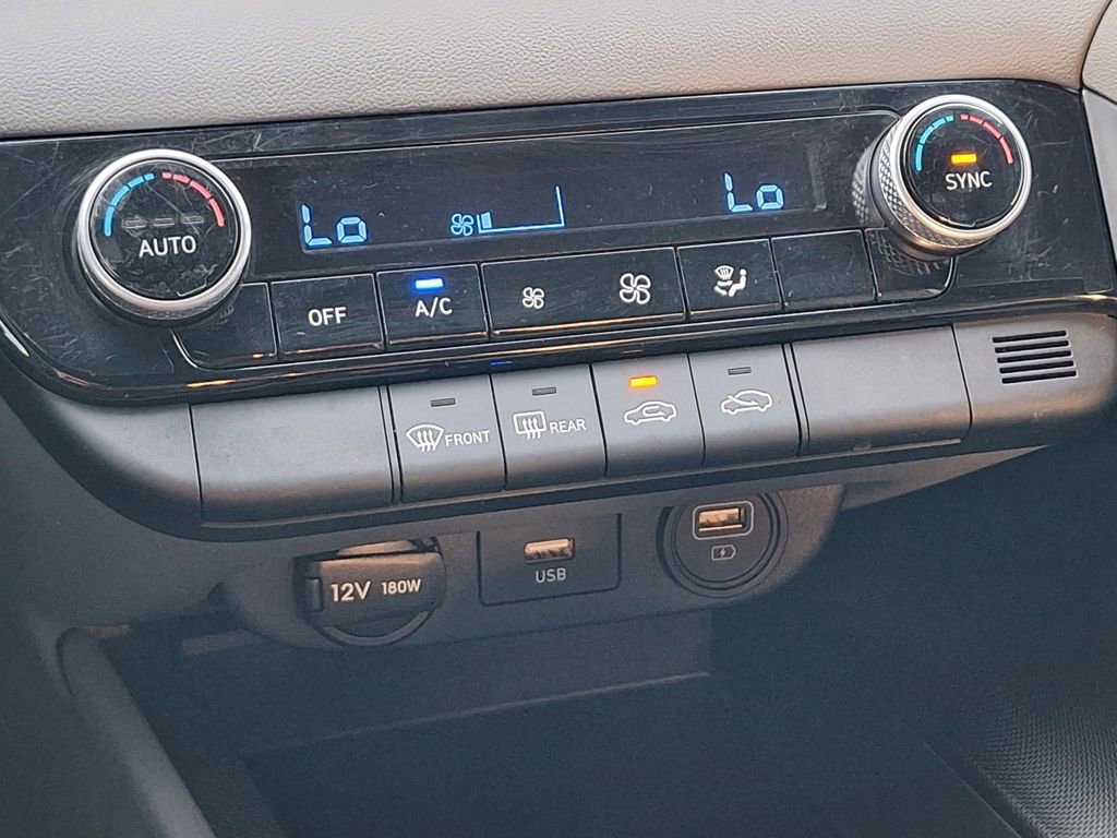 Certified 2023 Hyundai Elantra SEL image 21