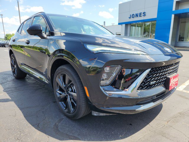 Used 2024 Buick Envision Sport Touring image 7