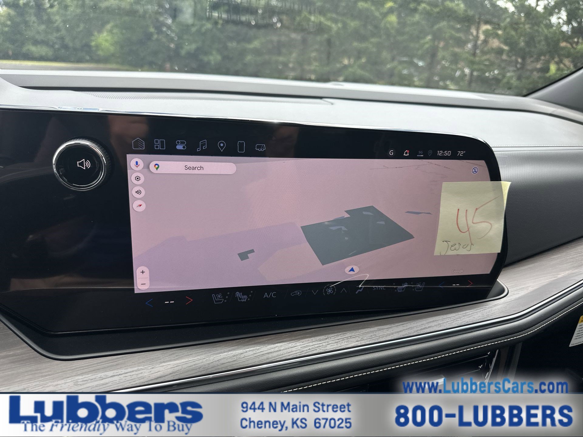 New 2025 Chevrolet Suburban Premier image 17