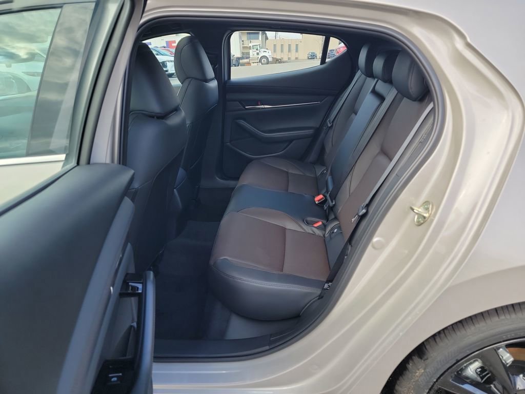 New 2026 MAZDA MAZDA3 2.5 S Hatchback w/ Premium Pkg image 10