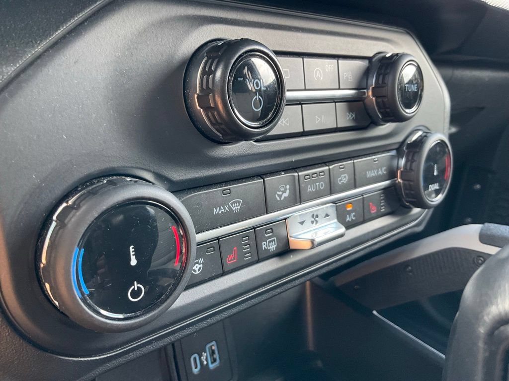 Used 2022 Ford Bronco Outer Banks AWD/4WD image 10