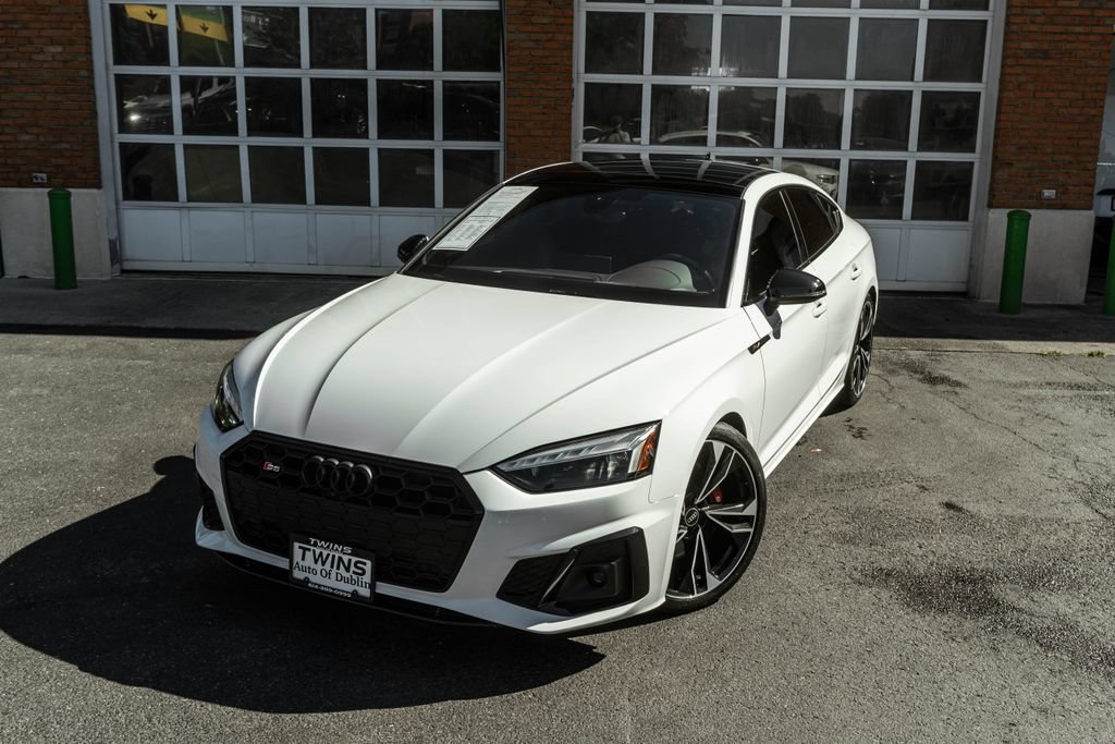 Used 2022 Audi S5 Premium Plus w/ Premium Plus Package AWD/4WD image 2