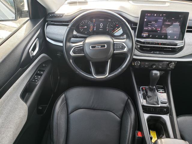 Used 2022 Jeep Compass Latitude image 16