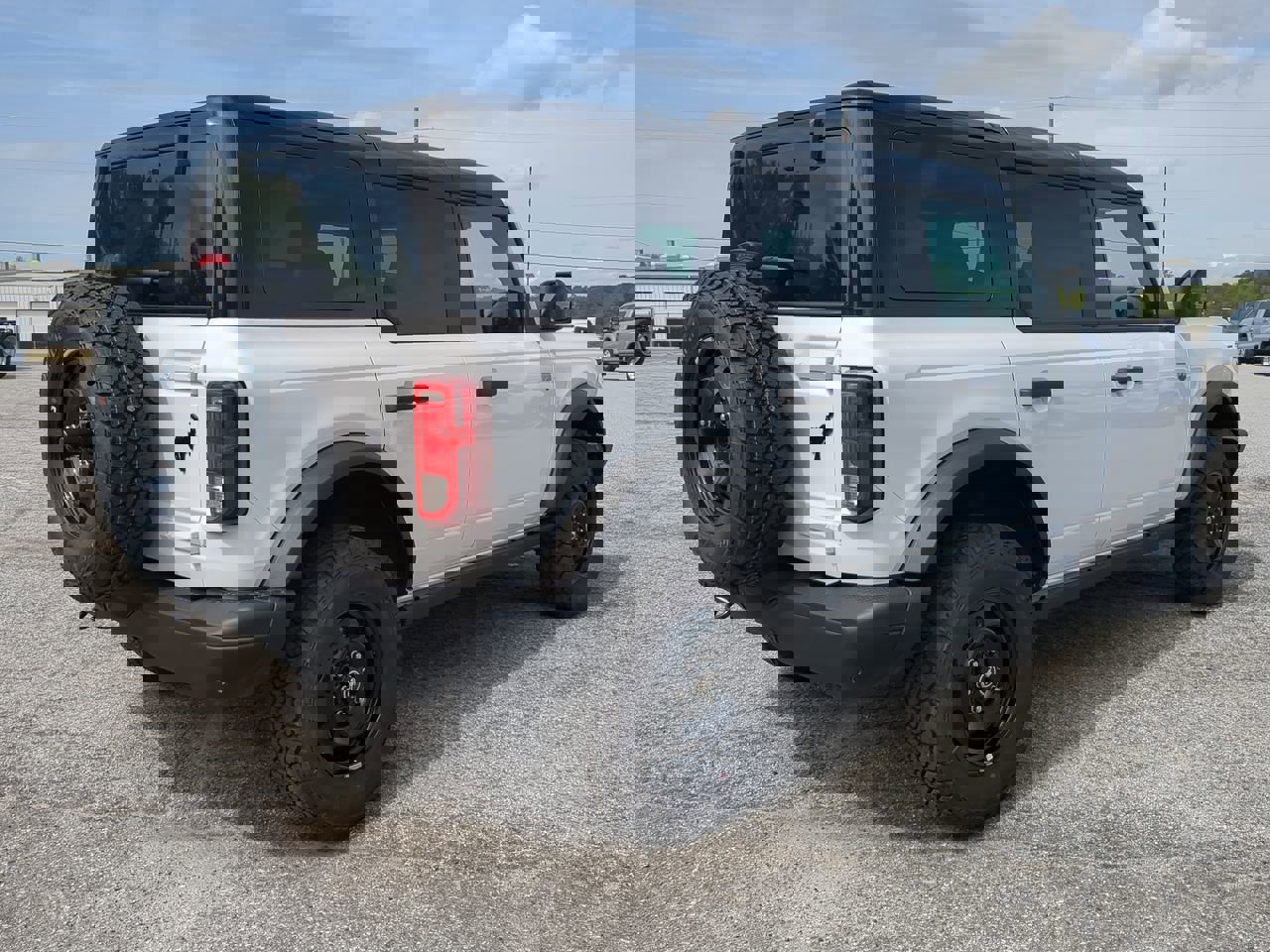 New 2026 Ford Bronco Big Bend w/ Black Diamond Package image 3