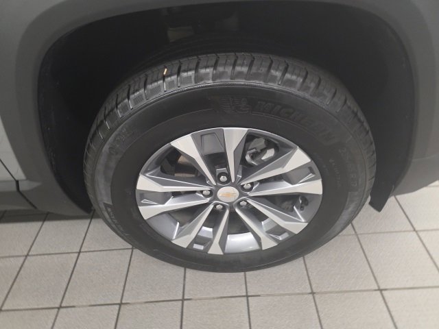 New 2025 Chevrolet Equinox LT w/ Safety and Technology Package image 9