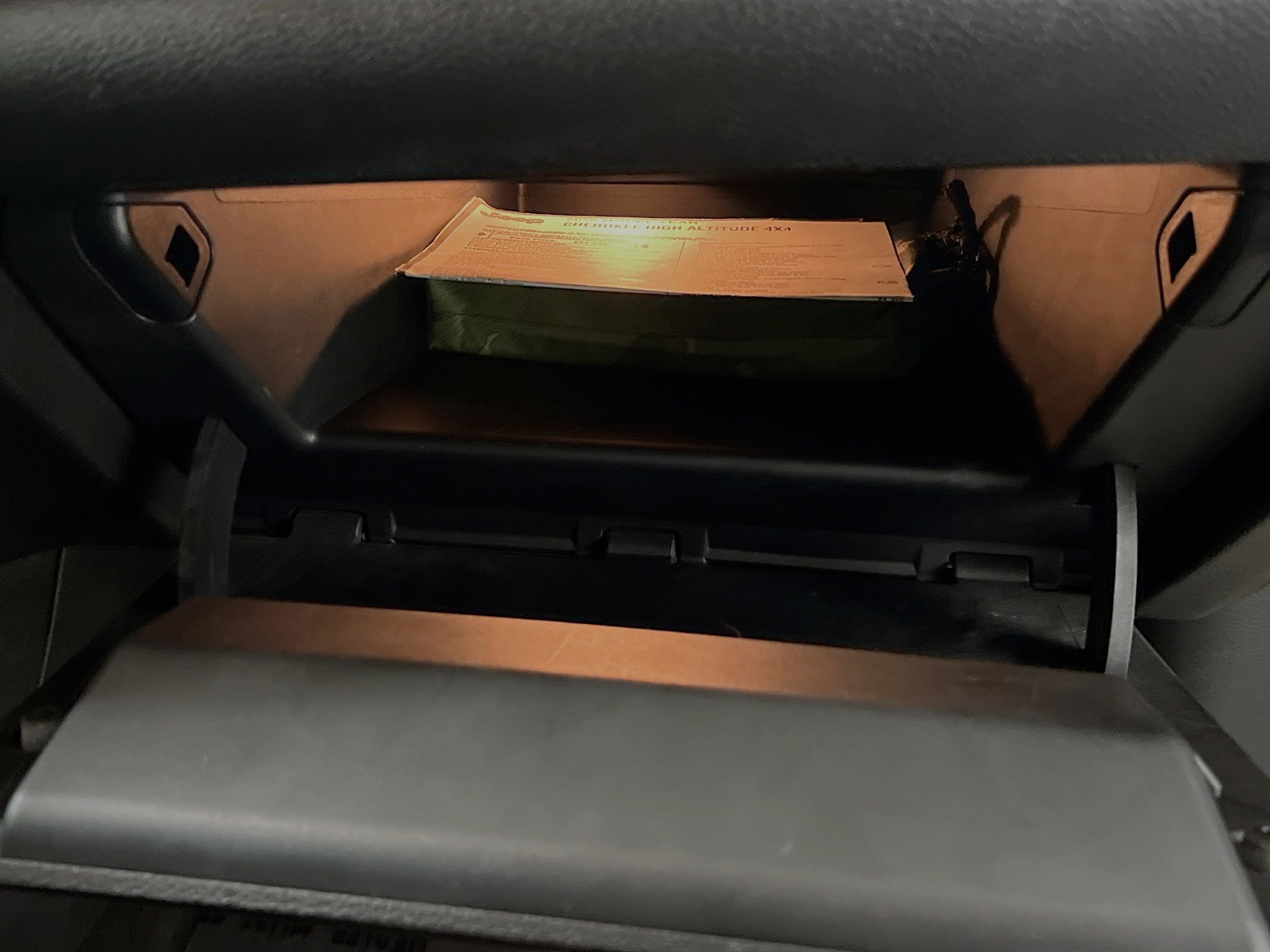 Used 2020 Jeep Cherokee High Altitude image 35