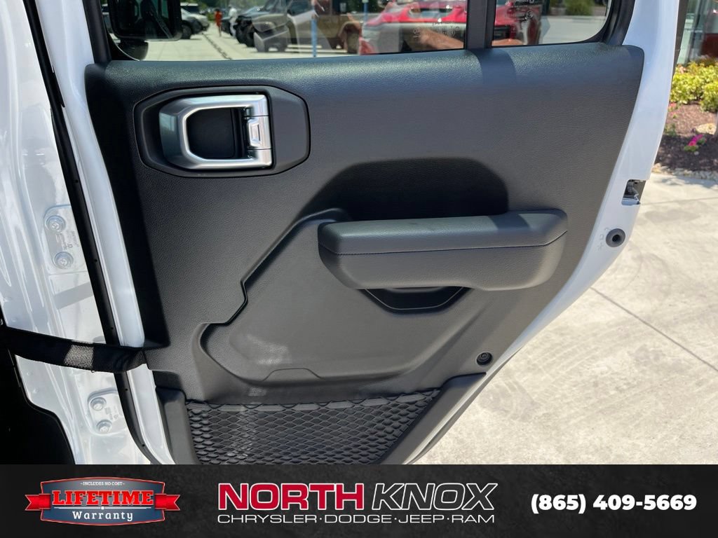 New 2026 Jeep Gladiator Sport AWD/4WD image 23